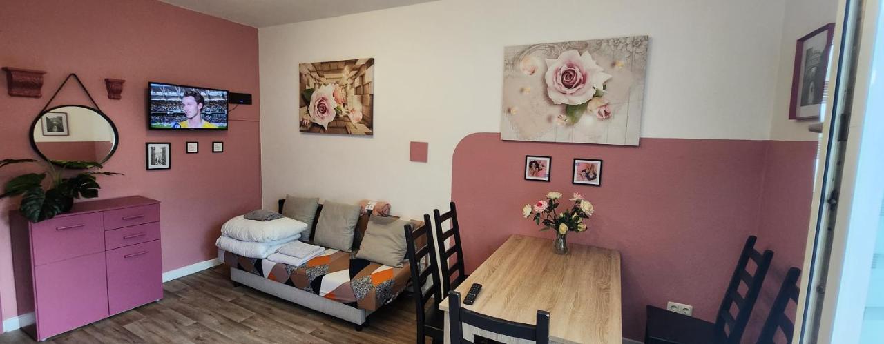Elena Flat Rosa Oberhausen Zentrum Centro Westfield Экстерьер фото