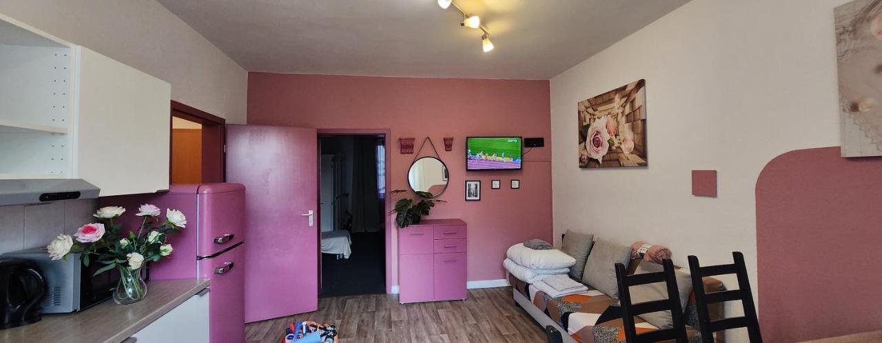 Elena Flat Rosa Oberhausen Zentrum Centro Westfield Экстерьер фото